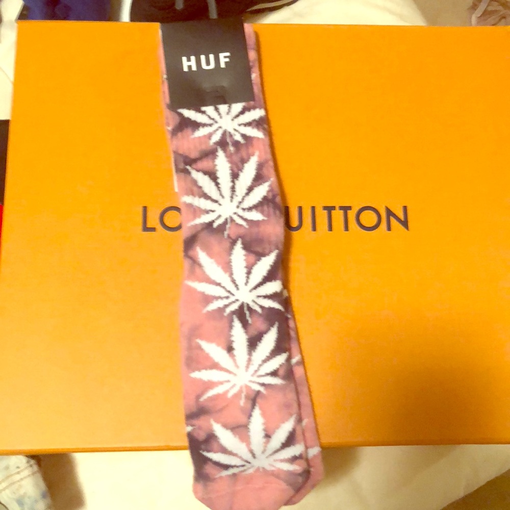HUF SOCKS